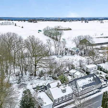 Stimmungsvolles Mit Und Garten Ærøskøbing