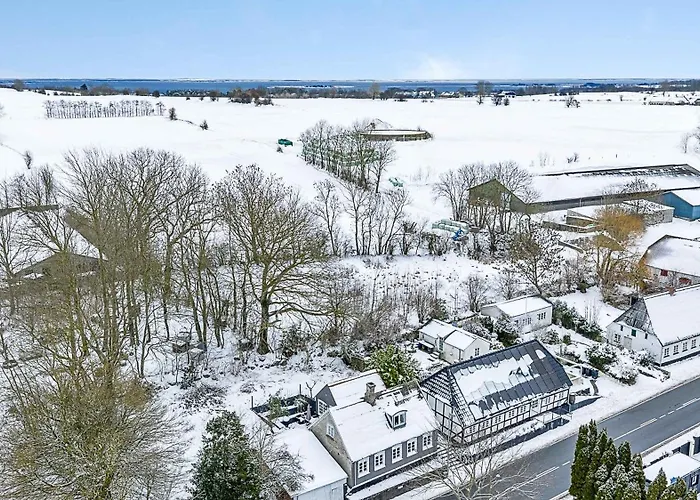 Atmospheric With And Garden Сasa de vacaciones *