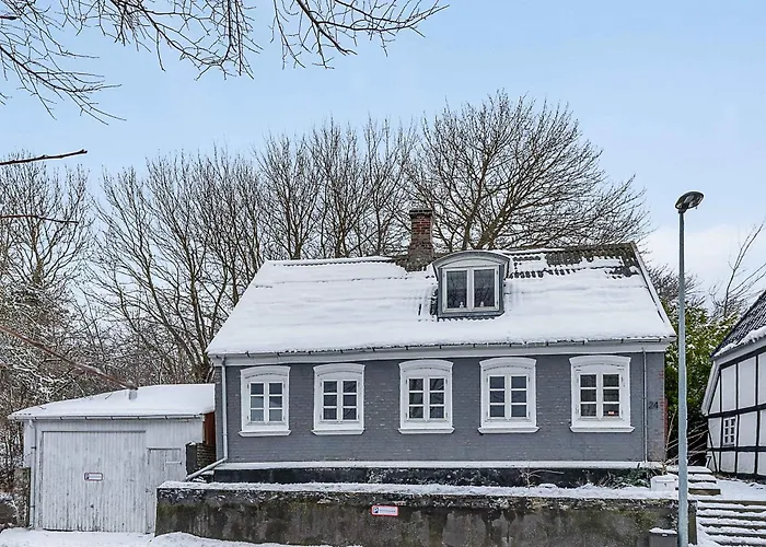 Сasa de vacaciones Atmospheric With And Garden *